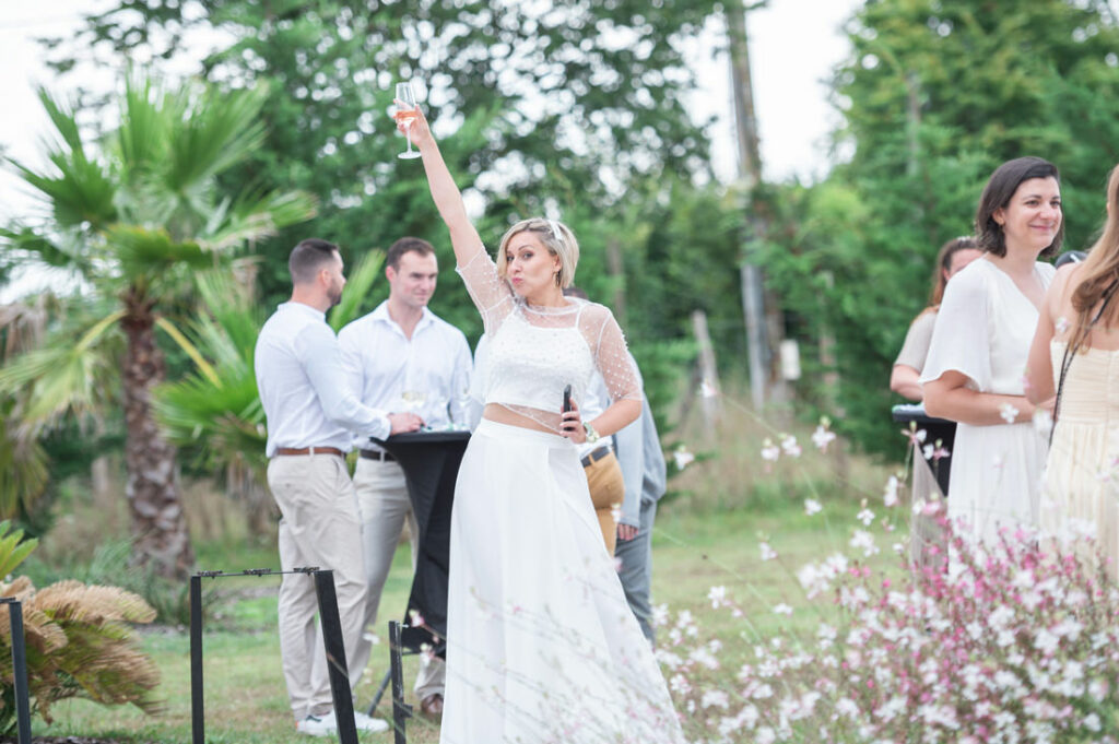 le vin d'honneur pendant un mariage a Angers