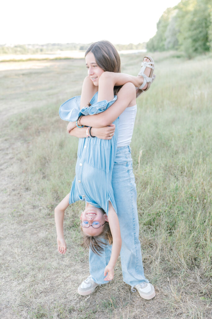 Photo de famille : les deux soeurs